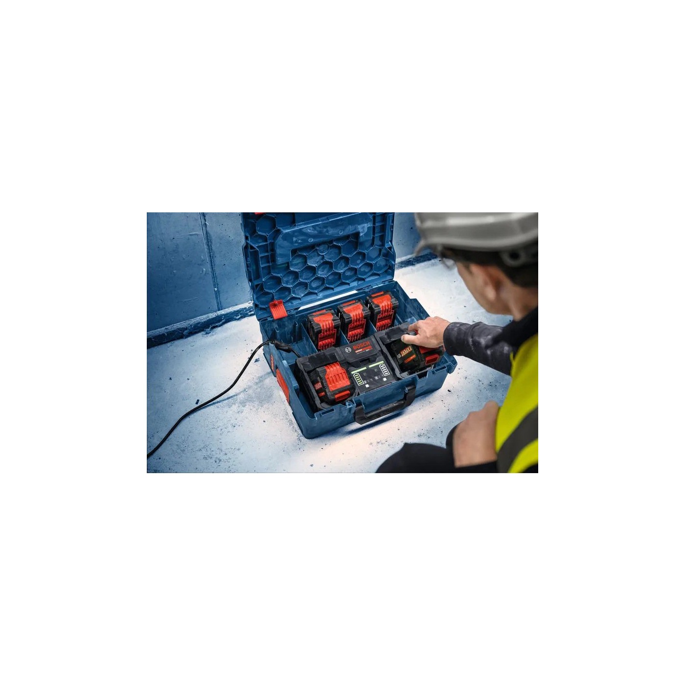 Bosch Blauw Accessoires 1600A0373Y EXBA18V Accu Starterset 2x EXBA18V 55 2x Exba18v 80 En Lader Exal18v2 320 In L Boxx