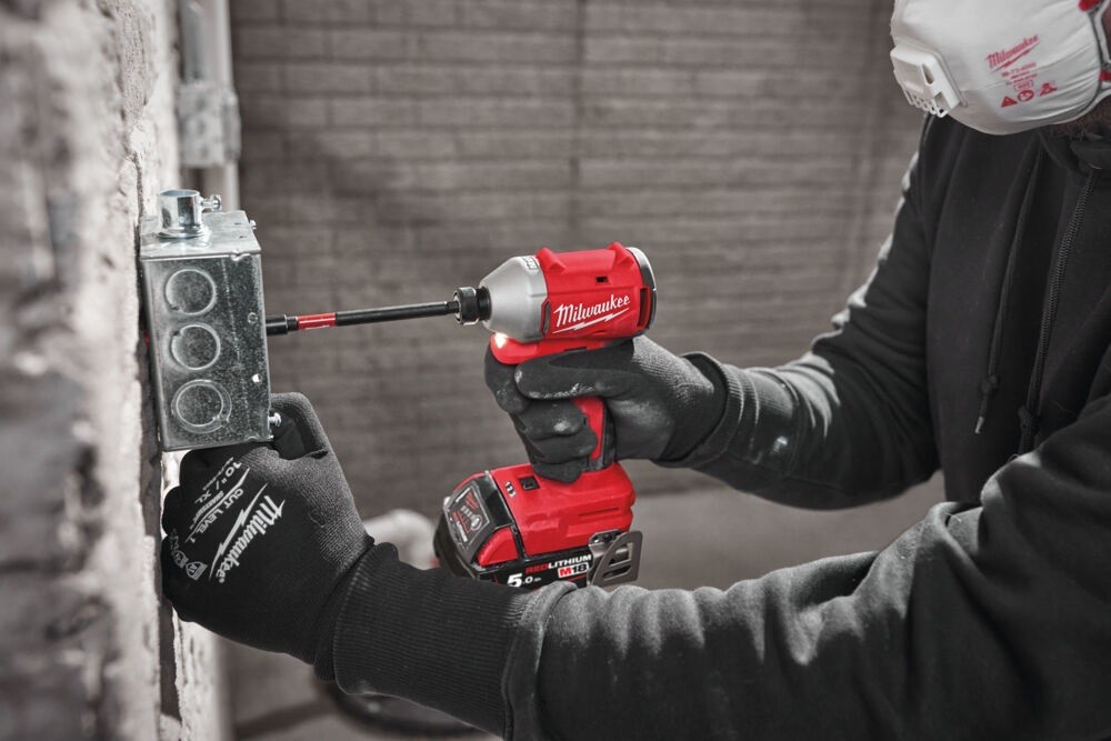 Milwaukee Top Cordless Drills Milwaukee M18 18V Lithium-Ion